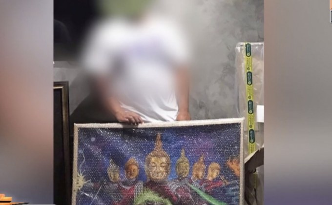 เปิดประมูลภาพวาด “พระพุทธรูปอุลตร้าแมน”