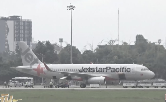 ระทึก! เครื่องบินเจ็ทสตาร์ ลงจอดฉุกเฉินเชียงใหม่