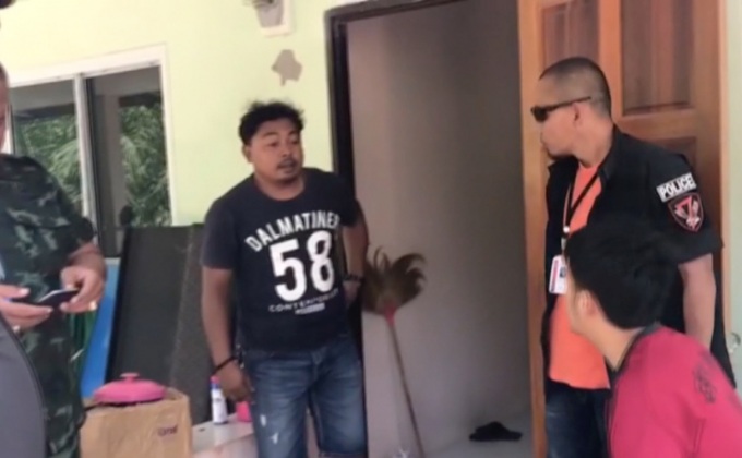 จับพ่อค้าขายปืนสงครามทางไลน์ ที่จ.สุราษฎร์ฯ