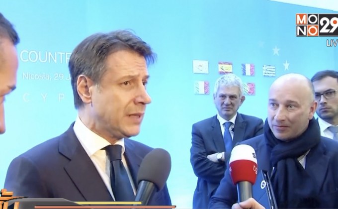 ผู้นำอิตาลีเผย 5 ชาติเสนอช่วยเหลือผู้อพยพที่ติดอยู่กลางทะเล