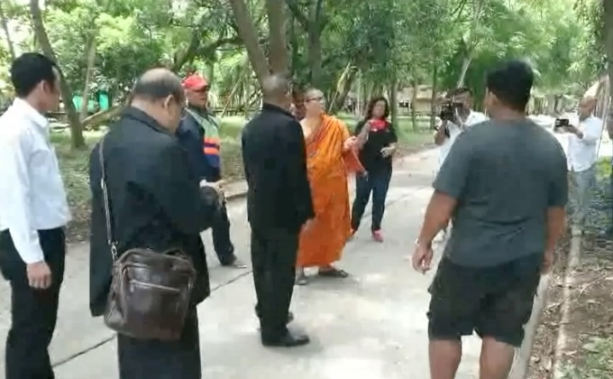 ตรวจสำนักสงฆ์ “พุทธชยันตี” หลังปะทะชาวบ้าน