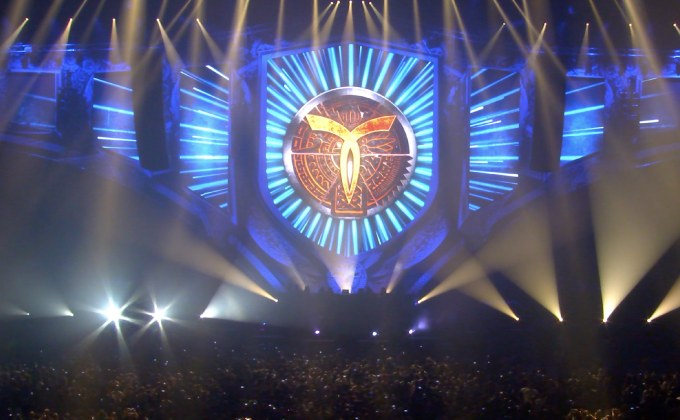 “Transmission” เตรียมขนทัพศิลปินดังระเบิดความมันส์