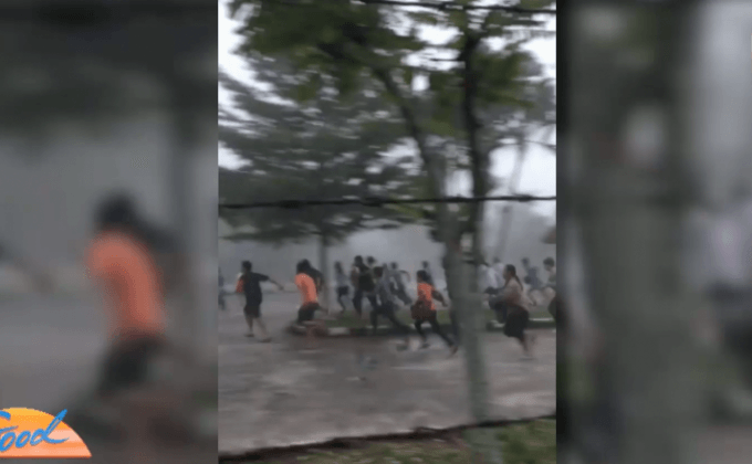 คลิปจริง ประชาชนวิ่งอุตลุดเพื่อทำใบขับขี่