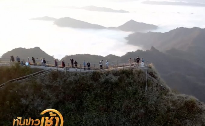 นทท.แห่ชมทะเลหมอกภูชี้ดาว จ.เชียงราย