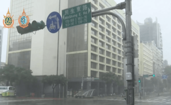 ไต้ฝุ่น “เมกี” พัดถล่มไต้หวัน