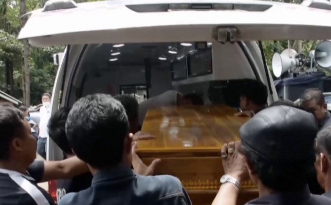 ญาติรับไม่เห็นด้วยตำรวจอายัดศพพยานไปชันสูตร