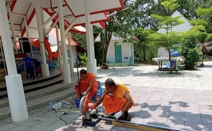 พระจิตอาสาสระบุรีทำเครื่องกดเจลแอลกอฮอล์