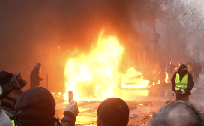 ฝรั่งเศสระดมตำรวจ 89,000 คนรับมือประท้วงใหญ่วันเสาร์