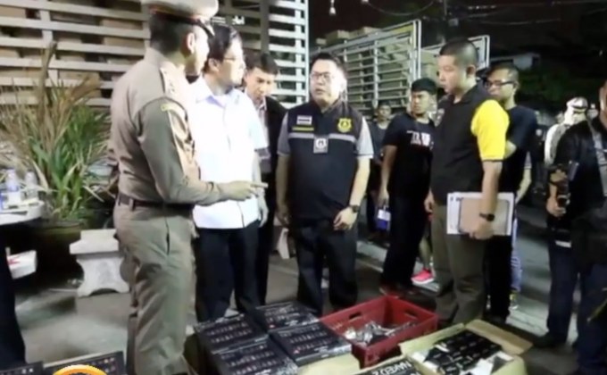 ​ทลายโกดังเครื่องสำอางปลอม มูลค่ากว่า 300 ล้านบาท