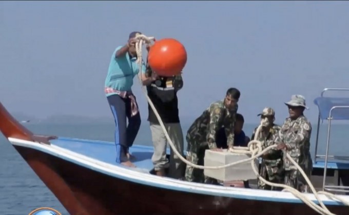 วางทุ่นกำหนดเขตคุ้มครองพะยูน เกาะลิบง