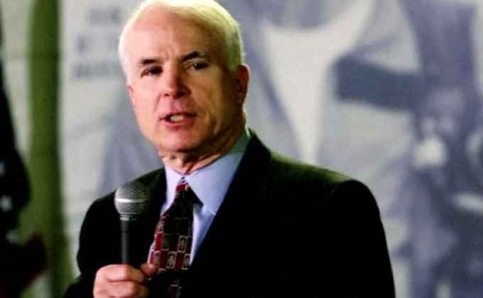 “ทรัมป์” สั่งลดธงครึ่งเสาไว้อาลัย “จอห์น แมกเคน”