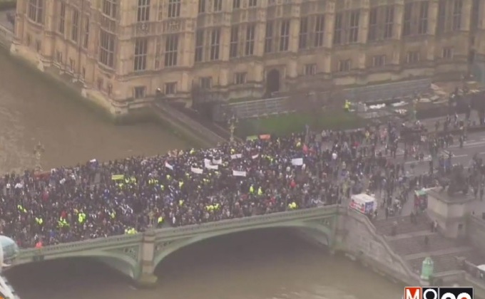 ไว้อาลัยเหยื่อจากเหตุโจมตีลอนดอน