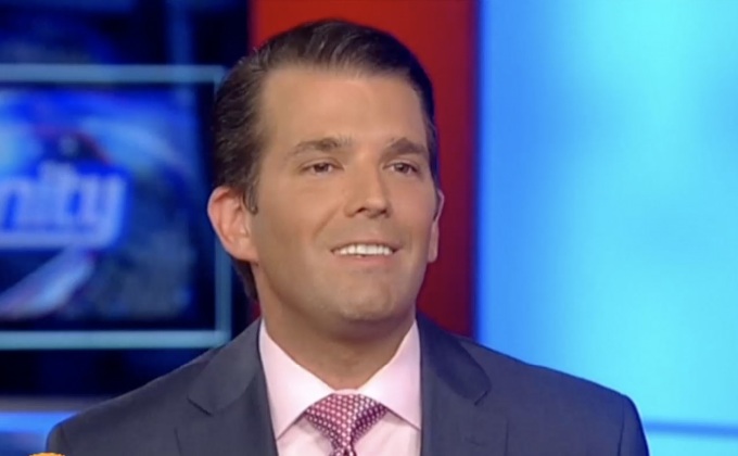 ลูกชาย “ทรัมป์” เผยพ่อไม่รู้เรื่องหารือทนายรัสเซีย