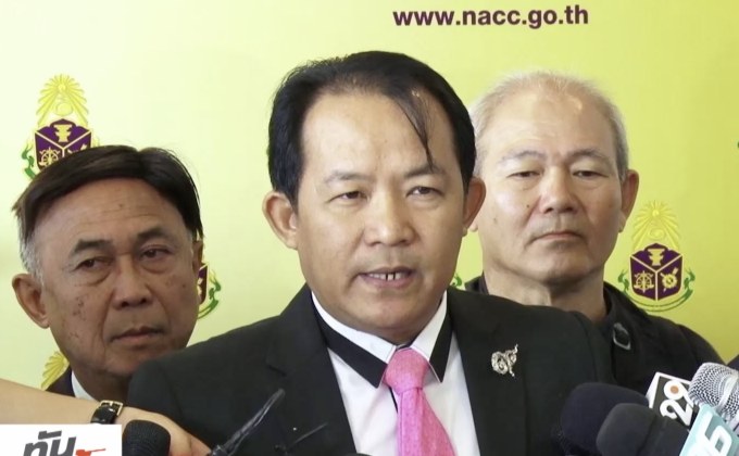 “ศรีสุวรรณ” ร้อง สตง.เอาผิด 213 สนช.เลื่อนเลือกตั้ง