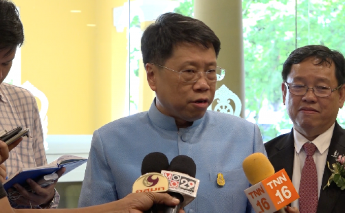 สั่งย้ายรองเลขาฯ สพฐ.ส่อเค้าทุจริตกว่า 200 ล้าน