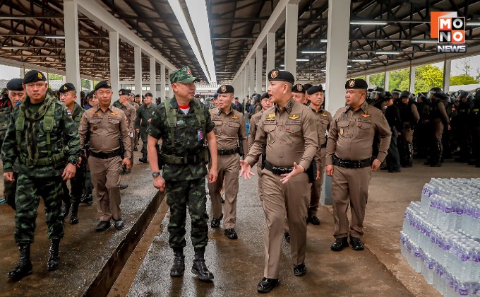 มทภ.1 ติดตามความคืบหน้าเก็บกู้ทุ่นระเบิด บ้านหนองหญ้าแก้ว – ขอบคุณทุกกำลังใจ ถือเป็นพลังที่มีค่าให้ทหารปกป้องชาติ