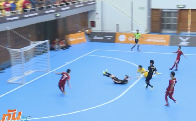 ฟุตซอลไทยลุ้นหนักหลังพลิกพ่ายอินโดนีเซีย