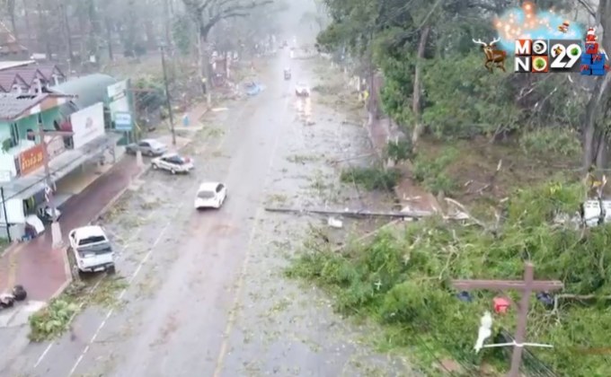 PEA สำรวจเสาไฟฟ้าหักโค่นจากเหตุพายุลูกเห็บที่เชียงราย