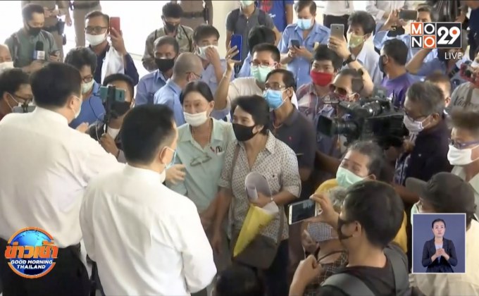 ก.คลังป่วน ประชาชนบุกทวงเงิน  5 พันบาท