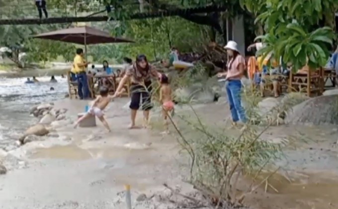 สั่ง! รื้อถอนคอนกรีตรุกล้ำคลองคีรีวง