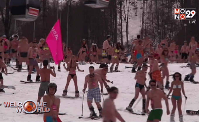 ใส่ชุดว่ายน้ำเล่นสกีในรัสเซียหวังทำสถิติโลก