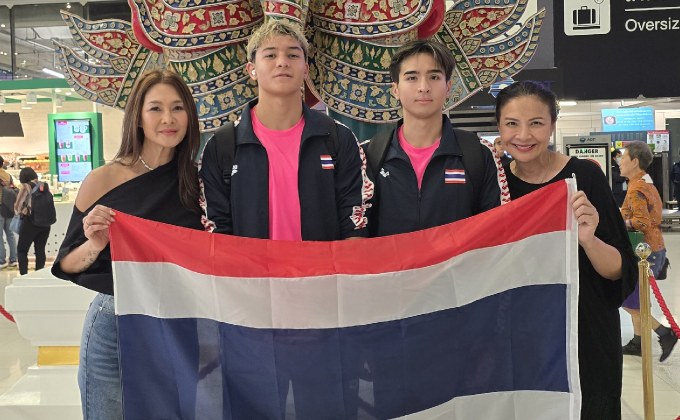 ทีมแม่ปลื้มใจ “ลูกเกด เมทินี – เอ๋ เทเรซ่า“ ส่งลูกชาย “สกาย-ออก้า” นักกีฬาว่ายน้ำเยาวชนทีมชาติ แข่งระดับนานาชาติ