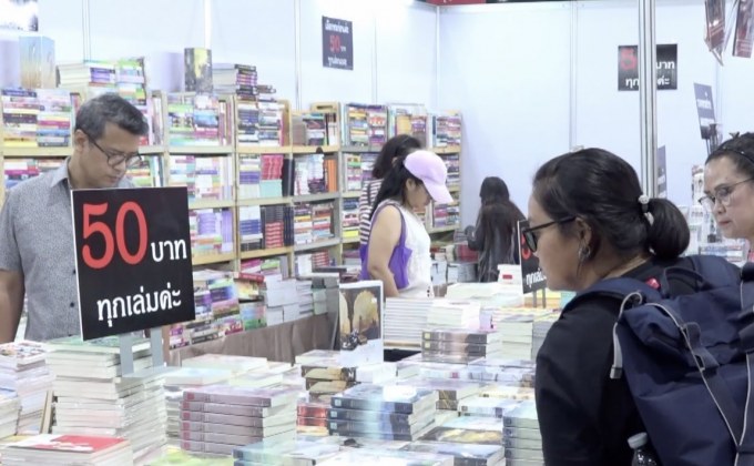 คึกคัก “มหกรรมหนังสือฯ” จัดเมืองทองฯ ครั้งแรก