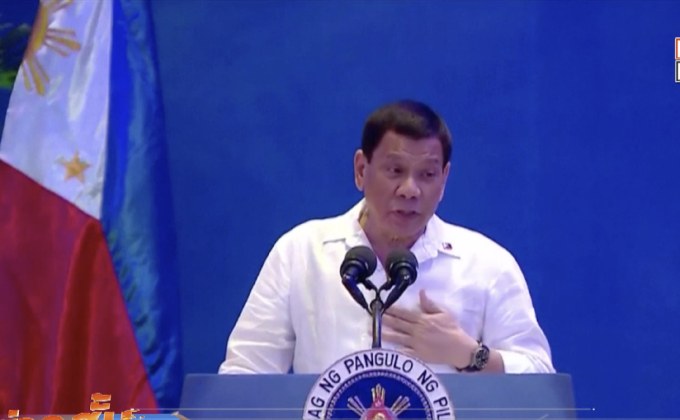 ผู้นำฟิลิปปินส์เล่นมุกฟิลิปปินส์ควรเป็นของจีน