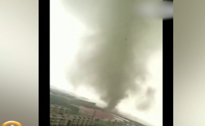 จีนเร่งกู้ภัยหลังทอร์นาโดพัดถล่ม