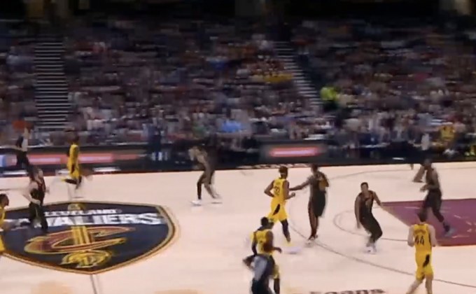 “แคฟส์” โดนเพเซอร์สบุกถล่ม NBA เพลย์ออฟเกมแรก