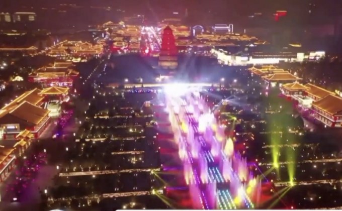 จีนเริ่มฉลองต้อนรับเทศกาลตรุษจีน