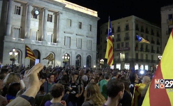 ชาวกาตาลันประท้วงคัดค้านการยึดอำนาจของรัฐบาลสเปน