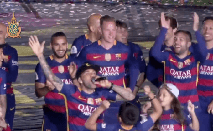 บาร์เซโลน่าฉลองแชมป์ 2 ถ้วย