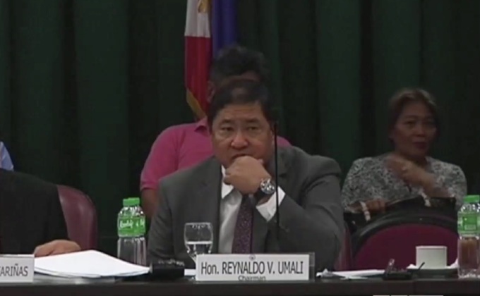 ส.ส.ฟิลิปปินส์ยกคำร้องถอดถอน ปธน.