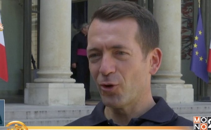 ฝรั่งเศสมอบเหรียญกล้าหาญนักดับเพลิง “นอเทรอดาม”