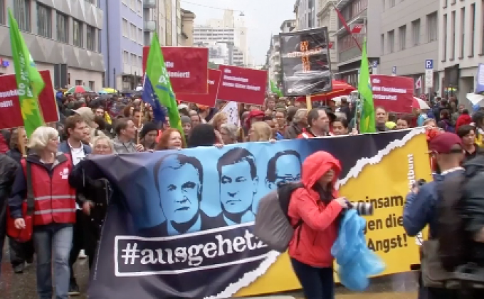 ​ชาวเยอรมันรวมตัวประท้วงหนุนผู้อพยพ