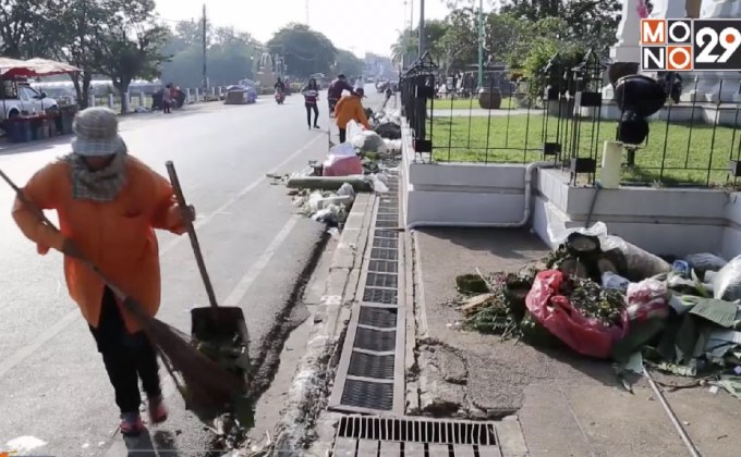 พบขยะจากงานลอยกระทงในปีนี้ลดลง จ.ชัยนาท