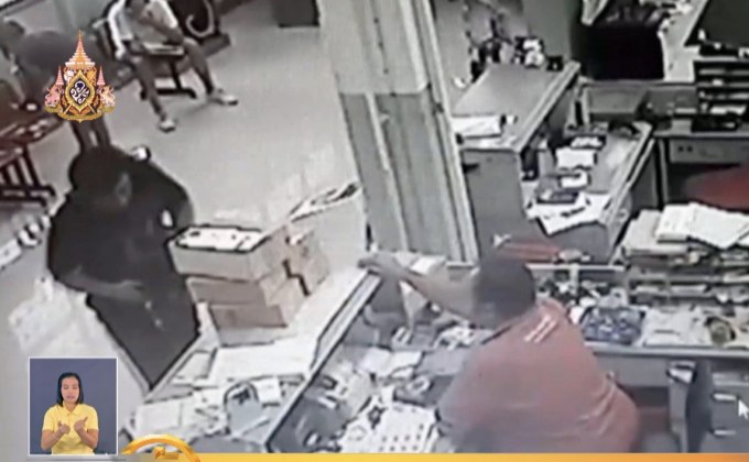 รวบตัวผู้ส่งพัสดุยาเสพติดให้ “สารวัตรแย้”