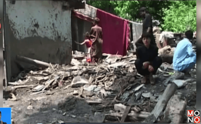 ประชาชนสำรวจความเสียหลายหลังน้ำท่วมในปากีสถาน