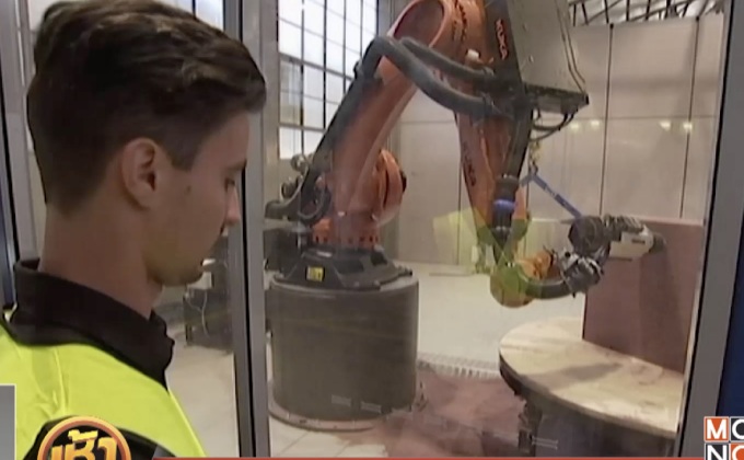 ออสเตรเลียใช้หุ่นยนต์สร้างงานศิลปะ