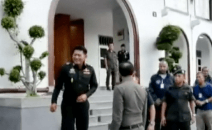 ตร.รวบผู้ต้องสงสัยเผาห้างโลตัส จ.นครศรีฯ