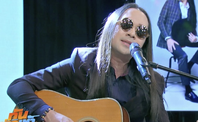 “พีธ พีระ” เผยเบื้องหลังการทำซิงเกิ้ลใหม่ “อยู่ต่อหรือพอแค่นี้”