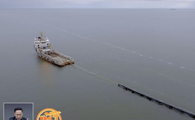 ทุ่นดักขยะพลาสติกในแปซิฟิก