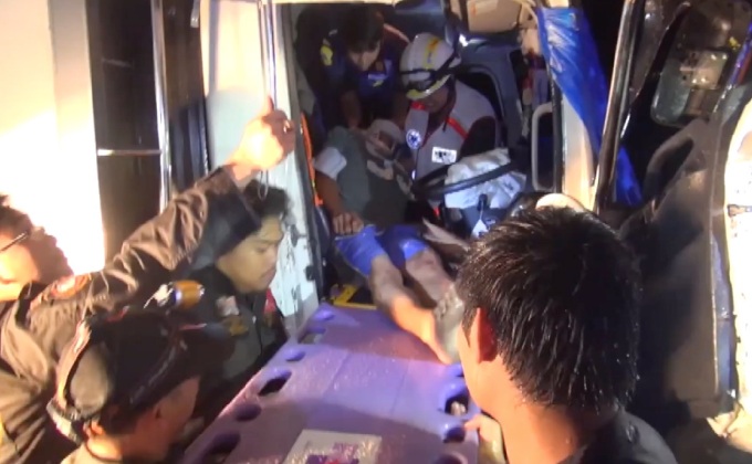 อุบัติเหตุรถบรรทุกบาดเจ็บ 2 คน จ.ลำปาง