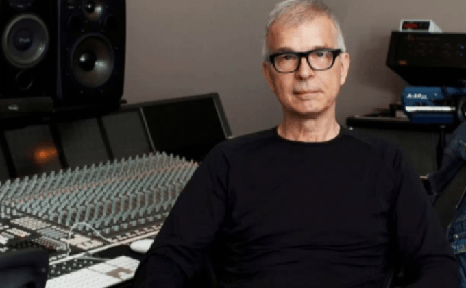 โปรดิวเซอร์เพลง “เดวิด โบวี่” ยอมขอโทษเหตุกล่าวหา “อะเดล” ใช้เอฟเฟคแต่งเสียง