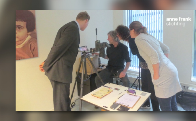 เผยเนื้อหาลับในบันทึกของ “แอนน์ แฟรงก์”