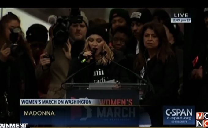 คนดังฮอลลีวูดแห่ร่วมขบวน Women’s March ต้าน “โดนัล ทรัมป์”