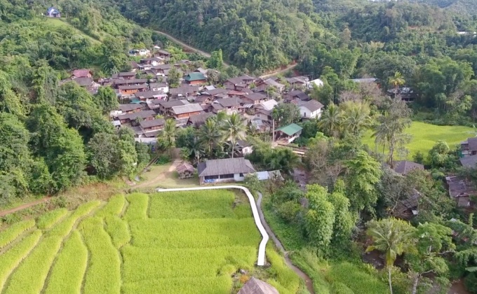 โปรโมทสารคดี ตามรอยก้าวพระบาท