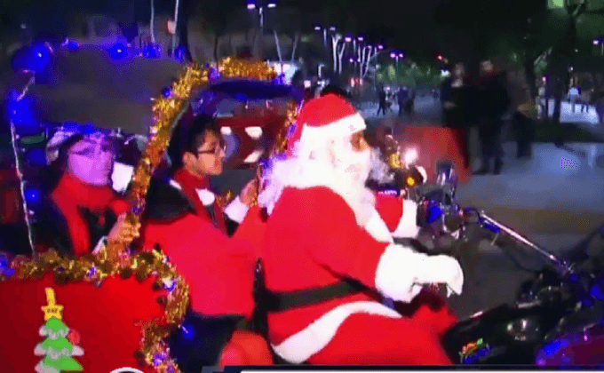 ซานตาคลอสนักบิดในเม็กซิโก