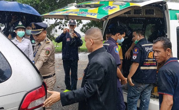 ฉก.นย.182 เปิดด่านชั่วคราว ช่วยผู้ป่วยเขมรกลับรักษา